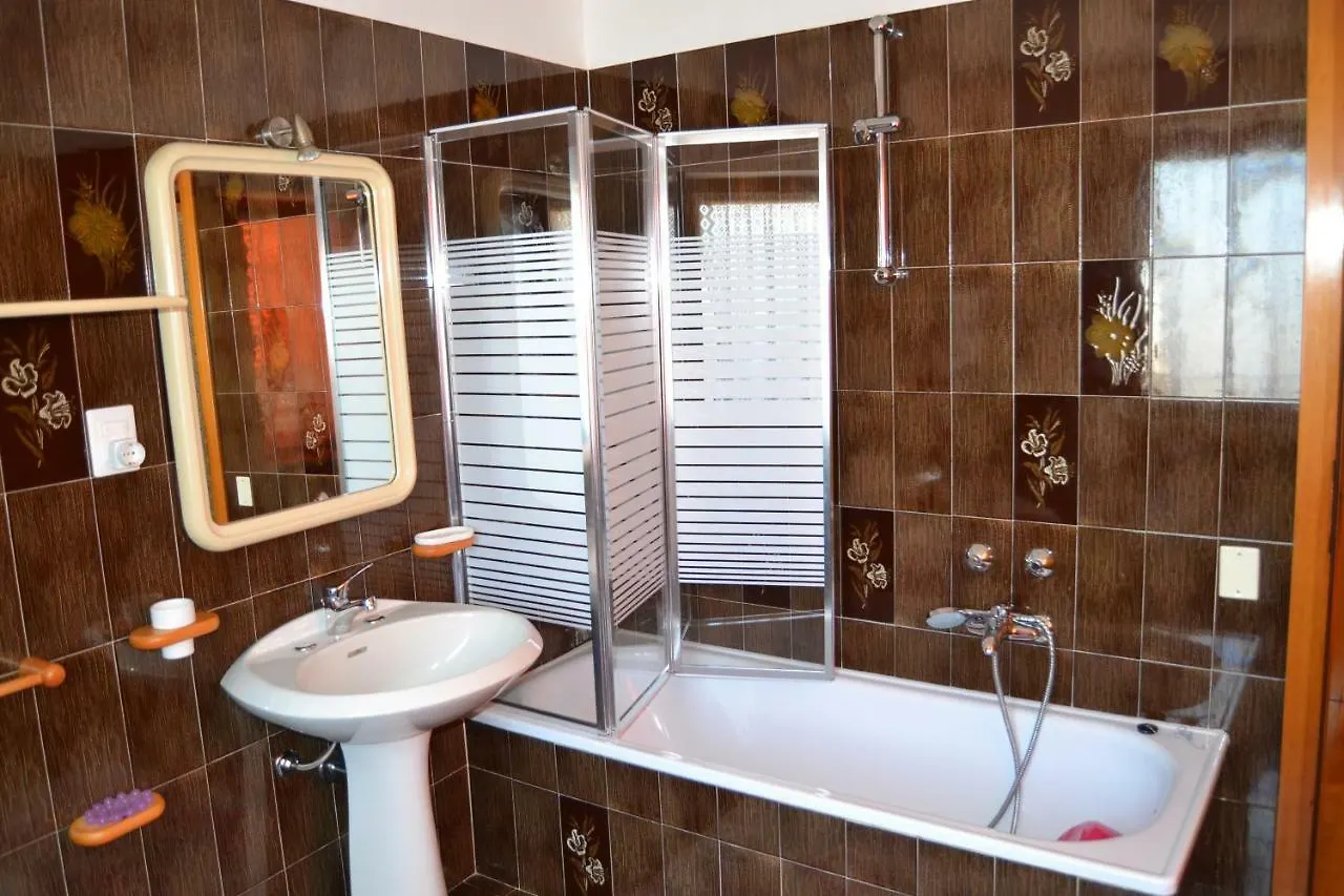 Ca Di Venzo Apartment Brenzone sul Garda